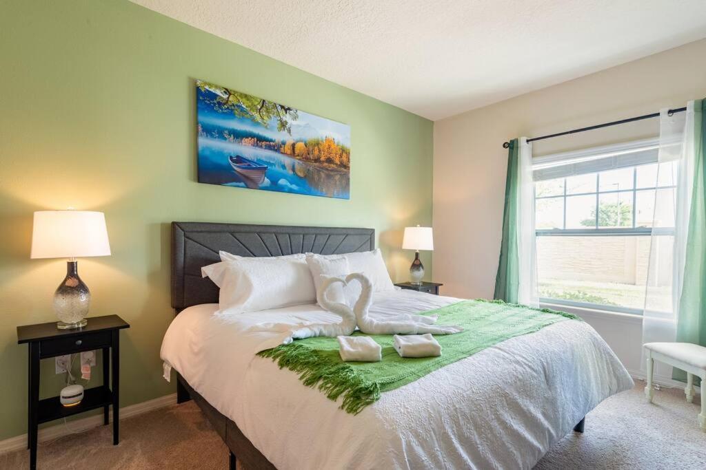 Super Comfy And Spacious 3 Bedroom 10 Minutes From Disney, With Major Shopping 4 Minutes Away Кіссіммі Екстер'єр фото