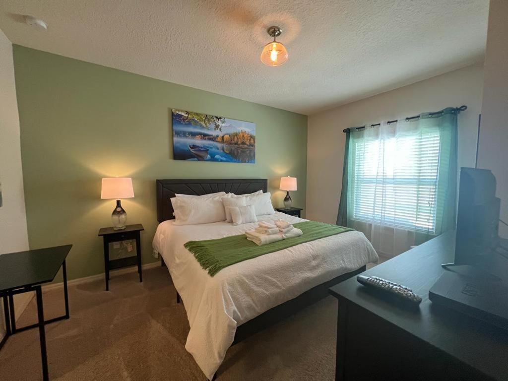 Super Comfy And Spacious 3 Bedroom 10 Minutes From Disney, With Major Shopping 4 Minutes Away Кіссіммі Екстер'єр фото