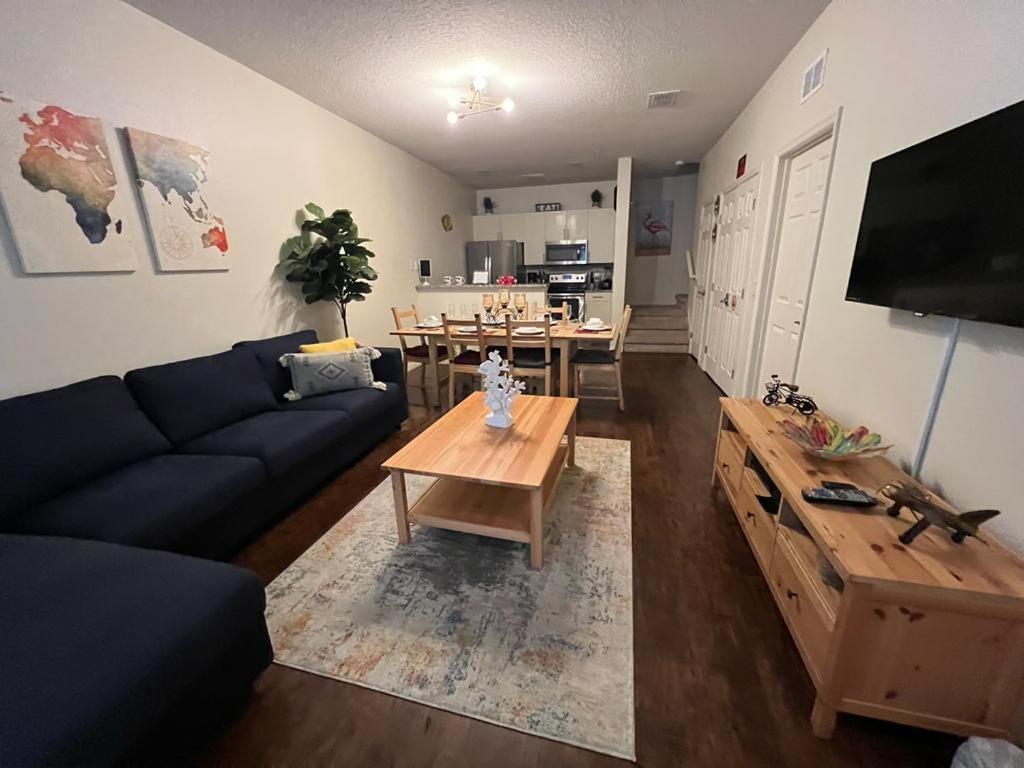 Super Comfy And Spacious 3 Bedroom 10 Minutes From Disney, With Major Shopping 4 Minutes Away Кіссіммі Екстер'єр фото